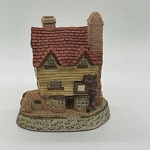 David Winter Wine Merchant Cottage